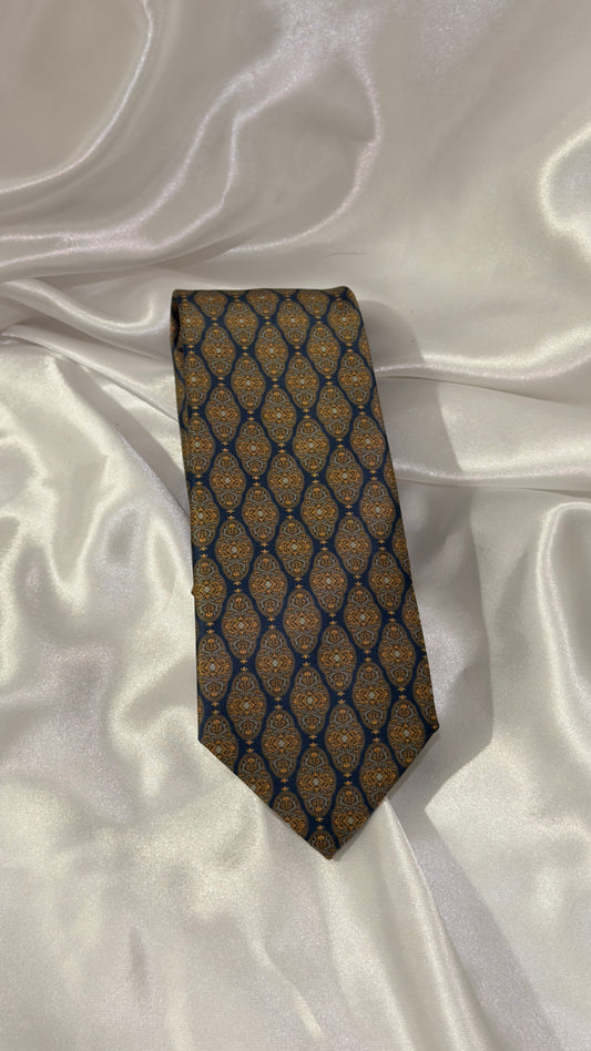 Corbata Esencia ￼