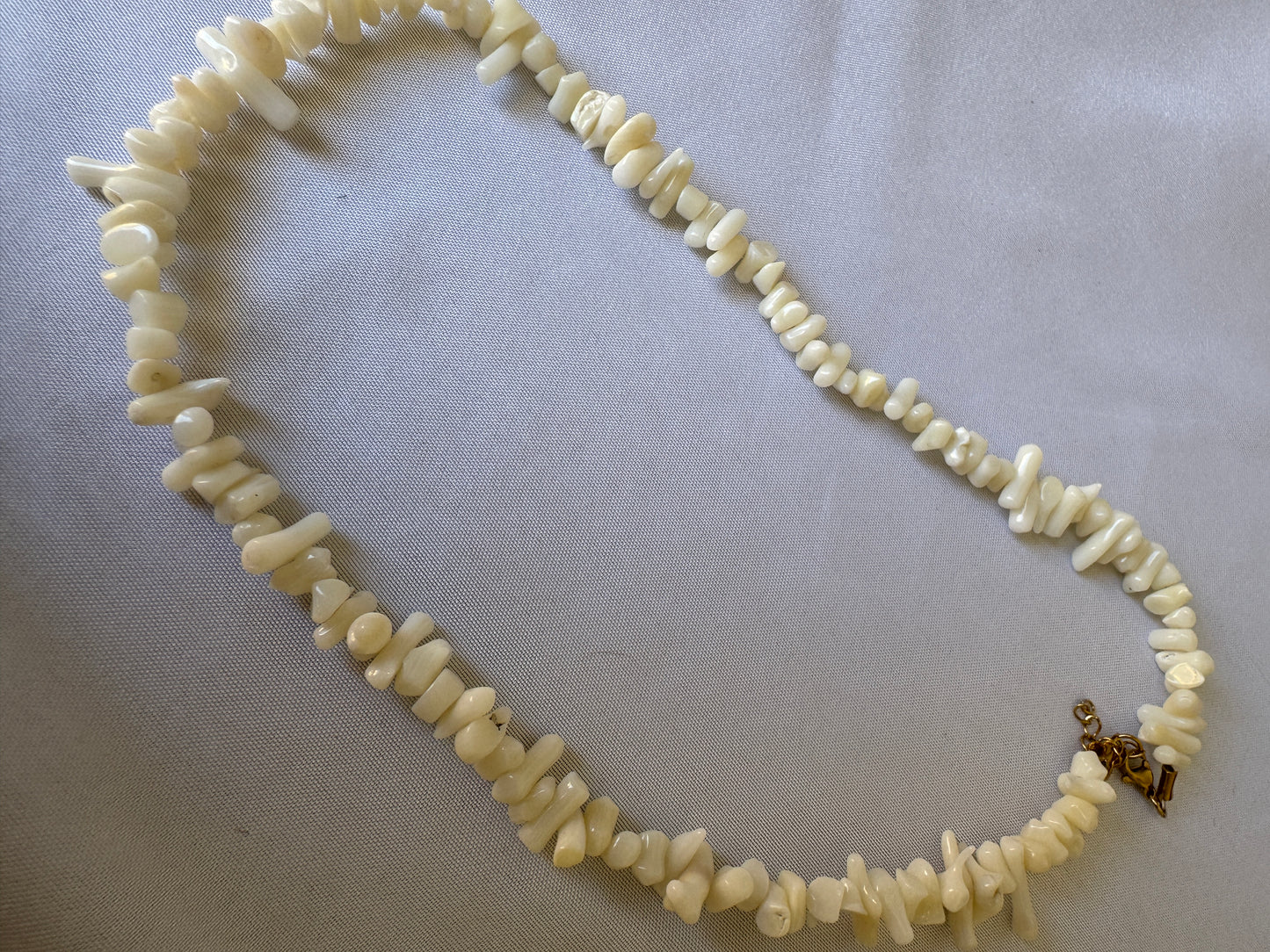 Collar Coral Blanco