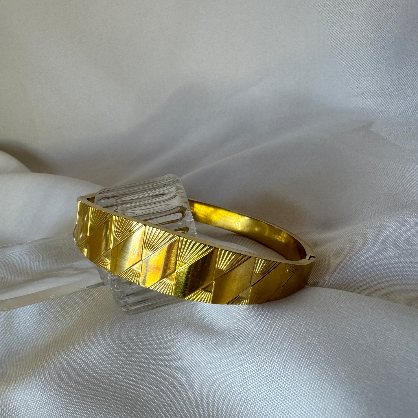 Pulsera rígida Destello